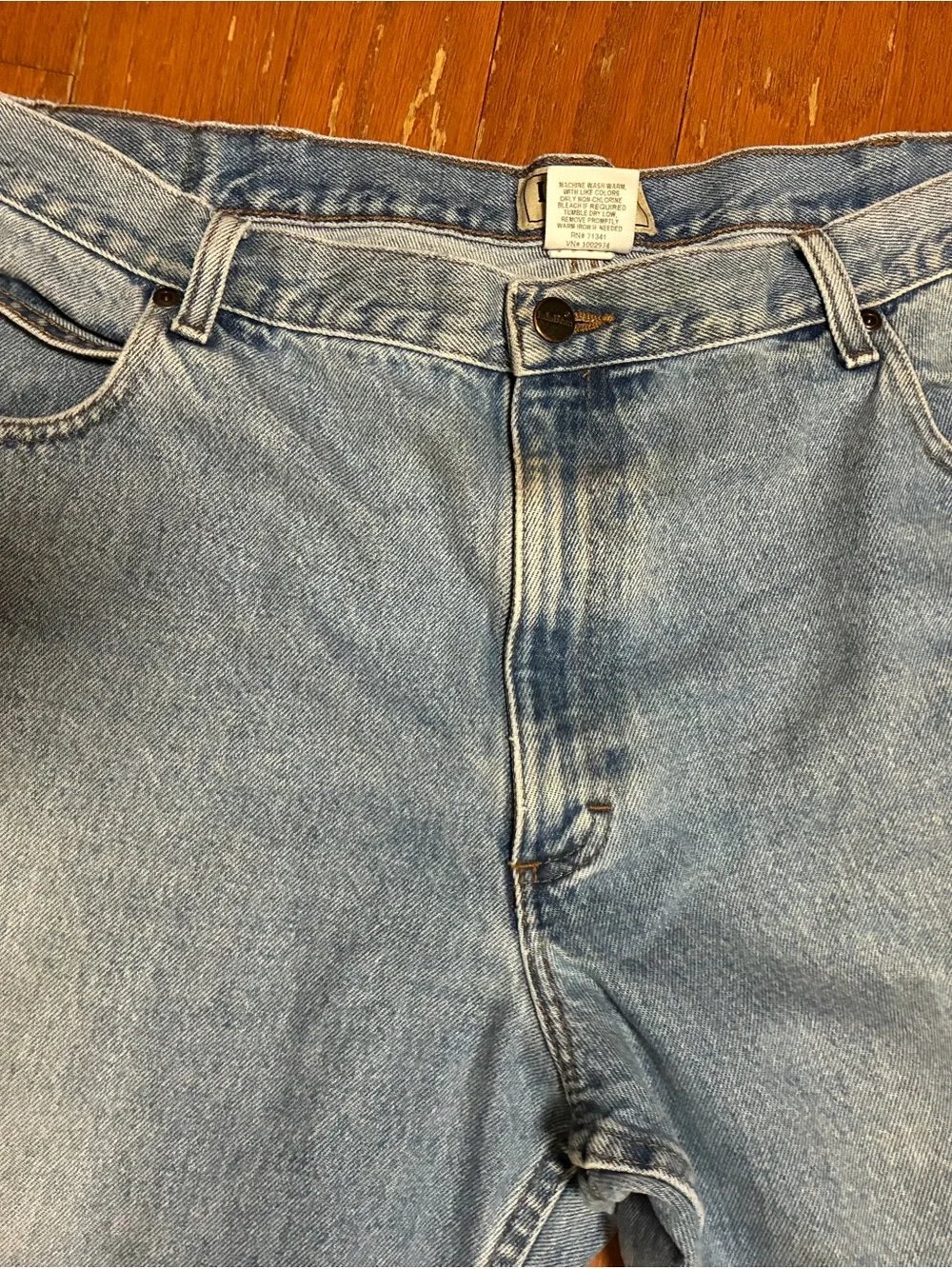 L.L. Bean Men's Straight Jeans - 42x29 - see pics for rip